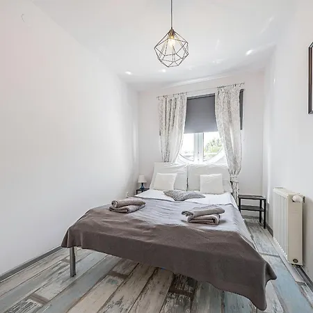 Pomorskie Bernadowska B&w Γκντίνια