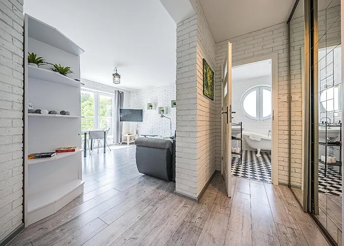 Pomorskie Bernadowska B&w غدينيا