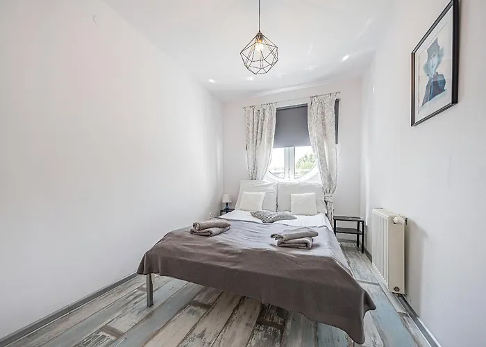 Pomorskie Bernadowska B&w غدينيا